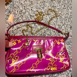 **SOLD**Louis Vuitton Pochette Chains